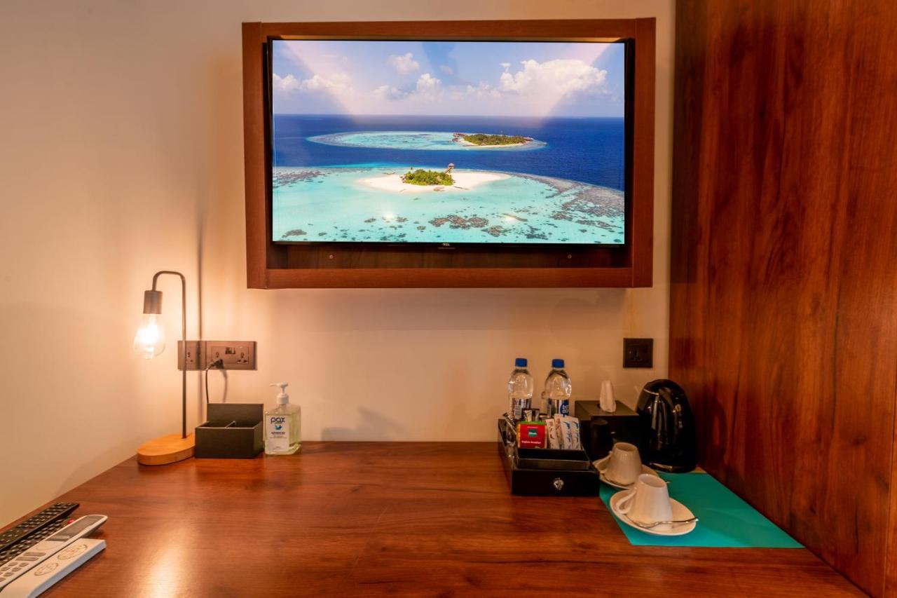 Chen Beach Inn Hulhumale Esterno foto
