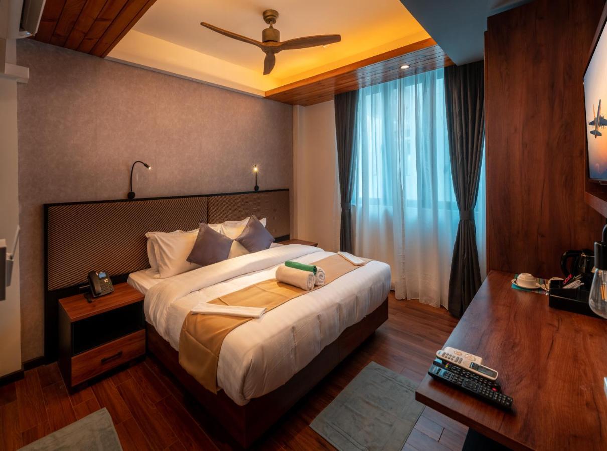 Chen Beach Inn Hulhumale Esterno foto