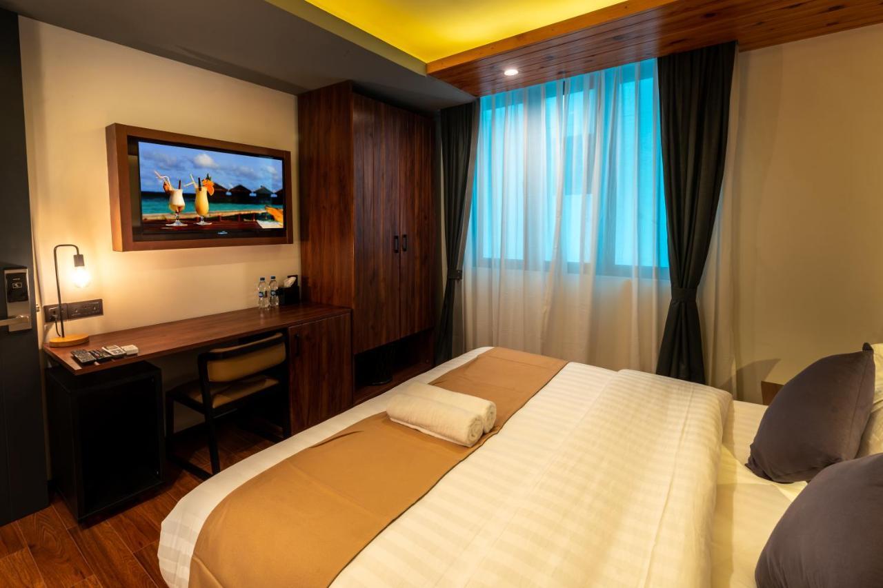 Chen Beach Inn Hulhumale Esterno foto