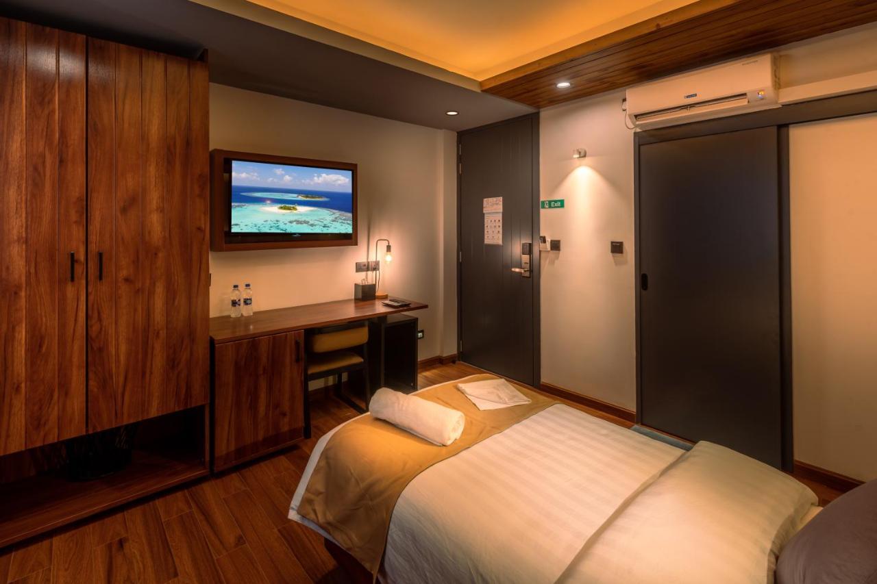 Chen Beach Inn Hulhumale Esterno foto