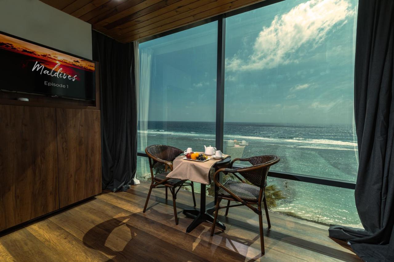 Chen Beach Inn Hulhumale Esterno foto